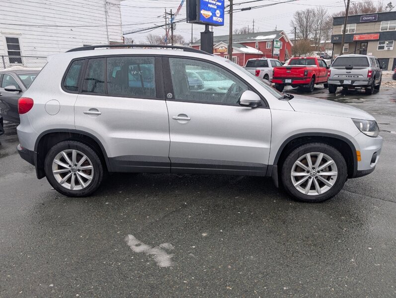 2017 Volkswagen Tiguan Wolfsburg Edition 4Motion - Photo 3 - St John's, NL A1B 1C2