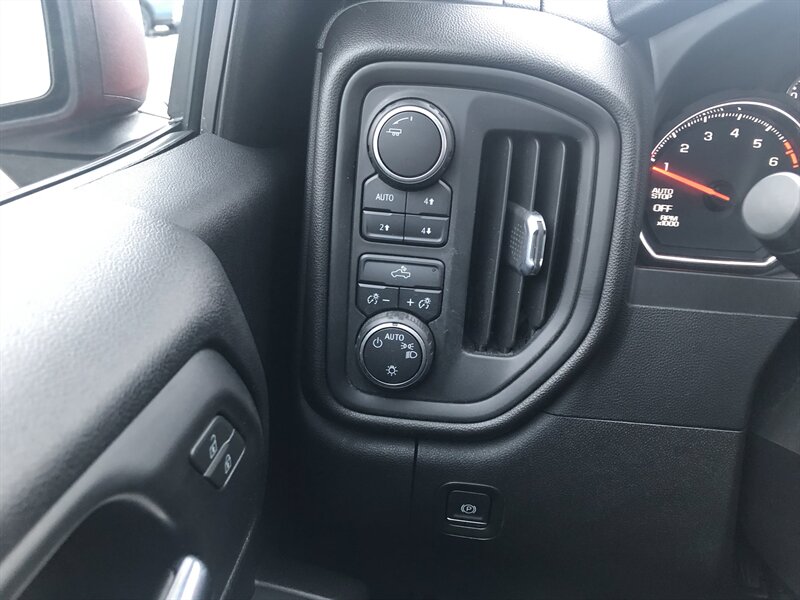 2022 Chevrolet Silverado 1500 Custom Trail Boss Z71 - Photo 13 - Clarenville, NL A5A 2C4