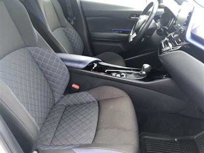 2021 Toyota C-HR XLE - Photo 7 - Clarenville, NL A5A 2C4