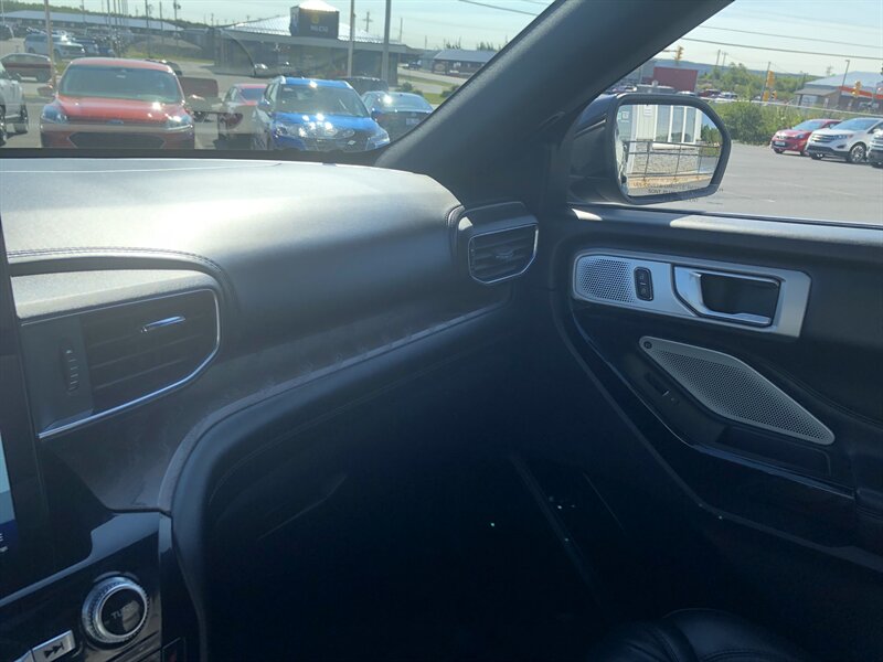 2022 Ford Explorer Platinum - Photo 13 - Clarenville, NL A5A 2C4