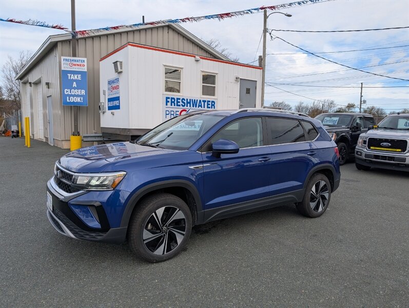 2024 Volkswagen Taos SE 4Motion  