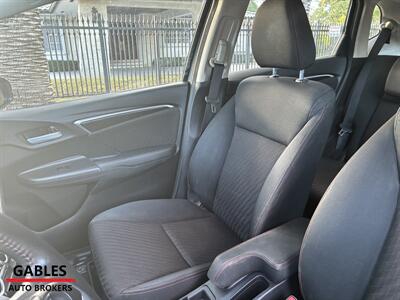2019 Honda Fit Sport   - Photo 22 - Miami, FL 33165