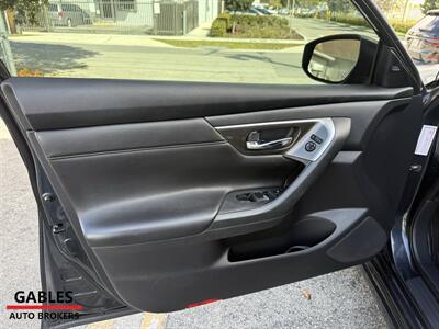 2015 Nissan Altima 3.5 SL   - Photo 41 - Miami, FL 33165