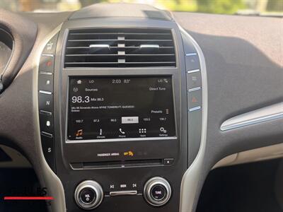 2017 Lincoln MKC Premiere   - Photo 33 - Miami, FL 33165