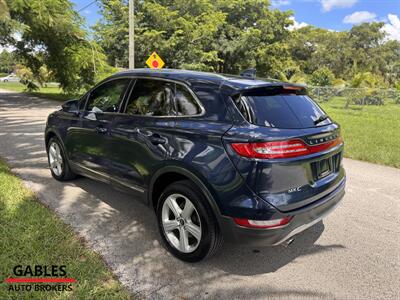 2017 Lincoln MKC Premiere   - Photo 11 - Miami, FL 33165