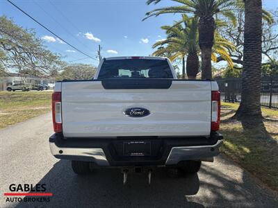 2019 Ford F-250 Super Duty XLT   - Photo 13 - Miami, FL 33165