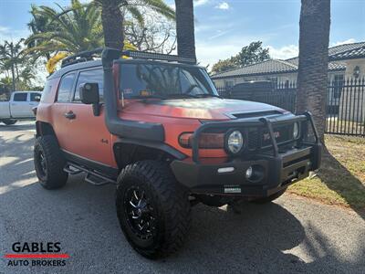 2010 Toyota FJ Cruiser   - Photo 4 - Miami, FL 33165