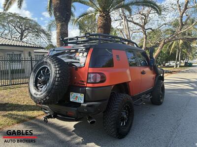 2010 Toyota FJ Cruiser   - Photo 6 - Miami, FL 33165