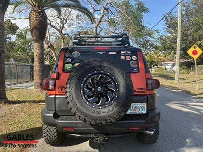 2010 Toyota FJ Cruiser   - Photo 7 - Miami, FL 33165