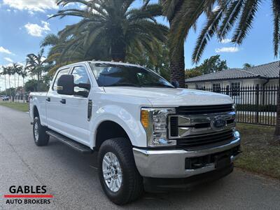 2017 Ford F-350 Super Duty XLT - Photo 4 - Miami, FL 33165