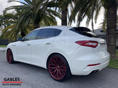 2017 Maserati Levante   - Photo 6 - Miami, FL 33165