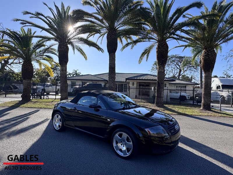 2001 Audi TT 225hp quattro   - Photo 1 - Miami, FL 33165