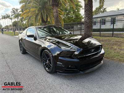 2014 Ford Mustang V6   - Photo 4 - Miami, FL 33165