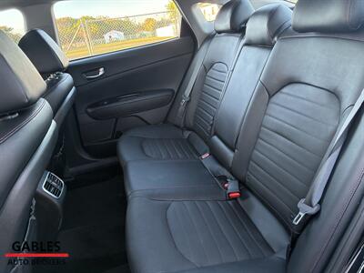 2019 Kia Optima SX Turbo - Photo 28 - Miami, FL 33165