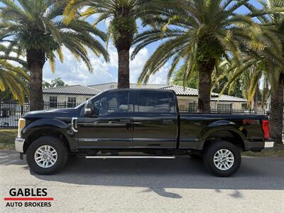 2017 Ford F-250 Super Duty XLT   - Photo 3 - Miami, FL 33165