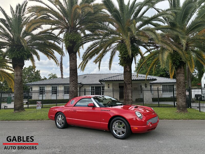 2002 Ford Thunderbird Deluxe   - Photo 1 - Miami, FL 33165