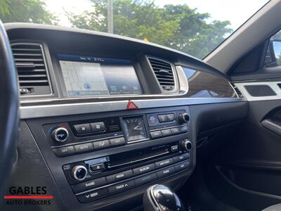 2015 Hyundai Genesis 3.8L - Photo 15 - Miami, FL 33165