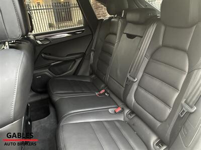 2016 Porsche Macan S   - Photo 17 - Miami, FL 33165