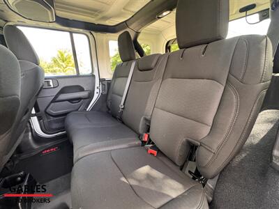 2020 Jeep Wrangler Unlimited North Edition - Photo 8 - Miami, FL 33165