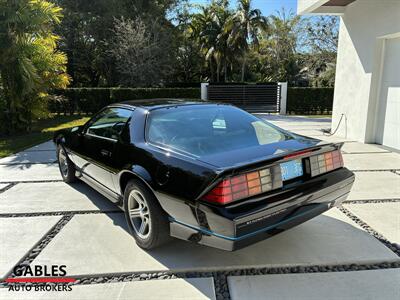 1989 Chevrolet Camaro IROC Z - Photo 5 - Miami, FL 33165