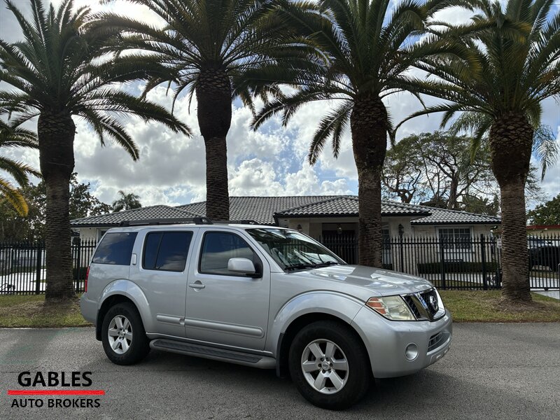 2012 Nissan Pathfinder SV   - Photo 1 - Miami, FL 33165
