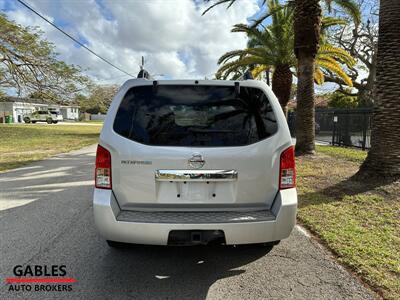2012 Nissan Pathfinder SV   - Photo 12 - Miami, FL 33165