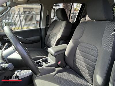 2012 Nissan Pathfinder SV   - Photo 18 - Miami, FL 33165