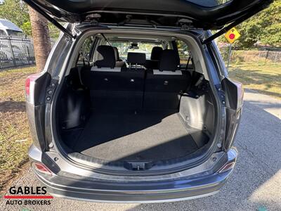 2017 Toyota RAV4 XLE   - Photo 18 - Miami, FL 33165