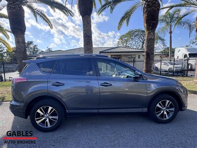 2017 Toyota RAV4 XLE   - Photo 6 - Miami, FL 33165