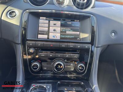 2015 Jaguar XJL Portfolio   - Photo 37 - Miami, FL 33165