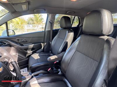 2022 Chevrolet Trax LS   - Photo 22 - Miami, FL 33165