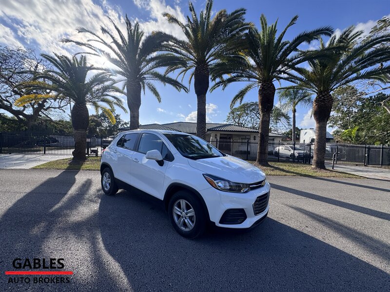 2022 Chevrolet Trax LS  