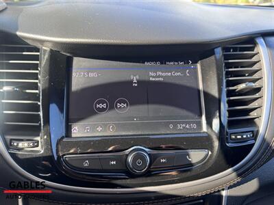 2022 Chevrolet Trax LS   - Photo 17 - Miami, FL 33165