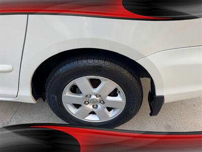 2008 Toyota Sienna XLE   - Photo 17 - Pasadena, CA 91106