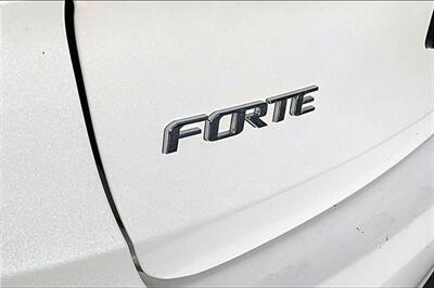 2016 Kia Forte EX   - Photo 33 - Rock Springs, WY 82901