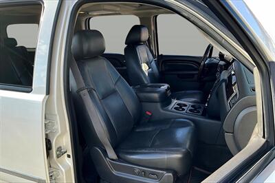 2012 GMC Yukon XL Denali   - Photo 7 - Rock Springs, WY 82901