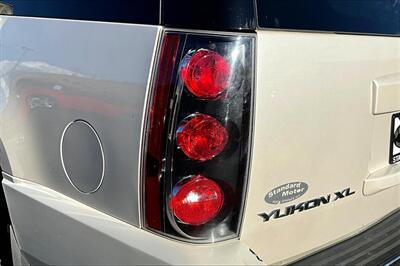 2012 GMC Yukon XL Denali   - Photo 33 - Rock Springs, WY 82901