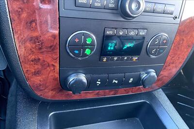 2014 Chevrolet Suburban LT   - Photo 26 - Rock Springs, WY 82901