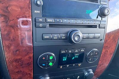 2014 Chevrolet Suburban LT   - Photo 24 - Rock Springs, WY 82901