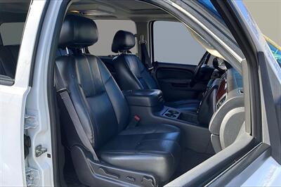 2014 Chevrolet Suburban LT   - Photo 7 - Rock Springs, WY 82901