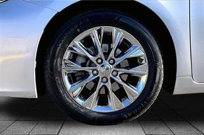 2016 Lexus ES 300h - Photo 8 - Rock Springs, WY 82901