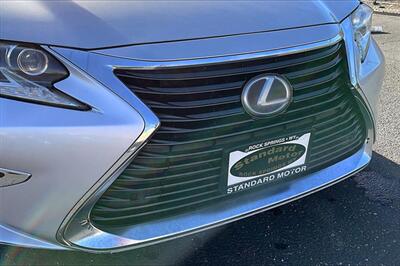 2016 Lexus ES 300h - Photo 30 - Rock Springs, WY 82901