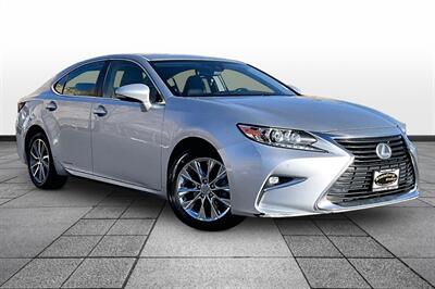 2016 Lexus ES 300h - Photo 11 - Rock Springs, WY 82901