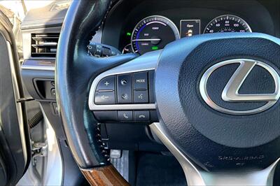 2016 Lexus ES 300h - Photo 20 - Rock Springs, WY 82901