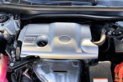 2016 Lexus ES 300h - Photo 34 - Rock Springs, WY 82901