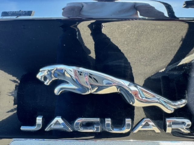 2018 Jaguar XE 25t photo