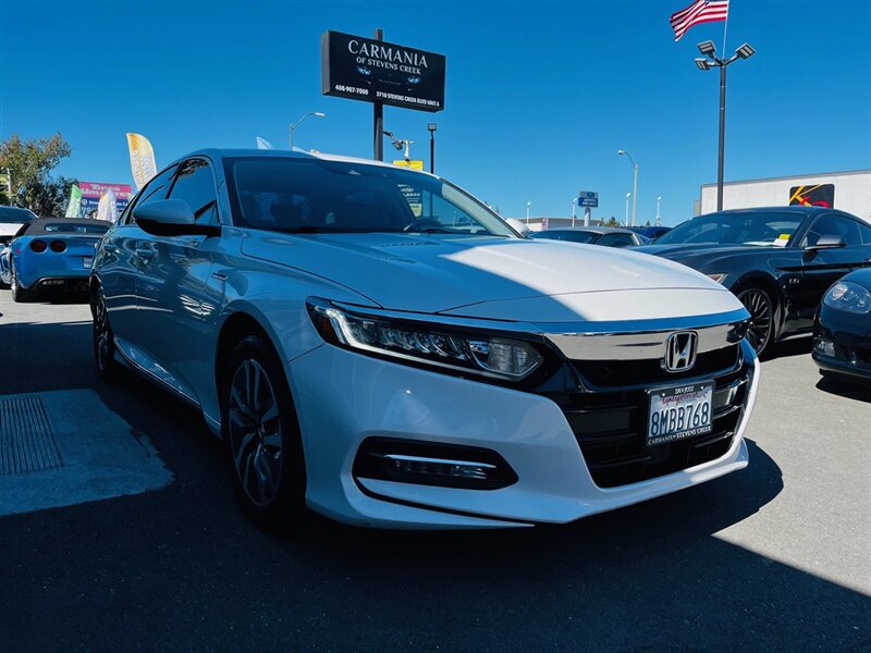 The 2019 Honda Accord Hybrid EX-L photos