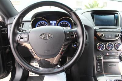 2013 Hyundai Genesis Coupe 3.8 R-Spec   - Photo 17 - Van Nuys, CA 91406