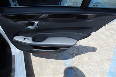 2014 Mercedes-Benz E 350 Luxury   - Photo 15 - Van Nuys, CA 91406