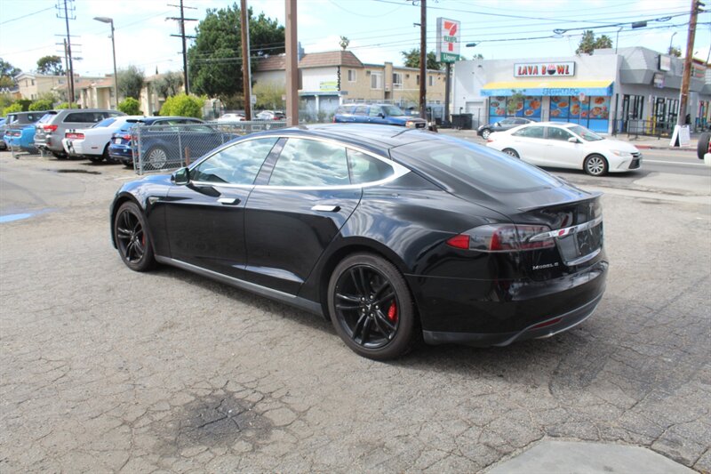 2015 Tesla Model S P85D photo